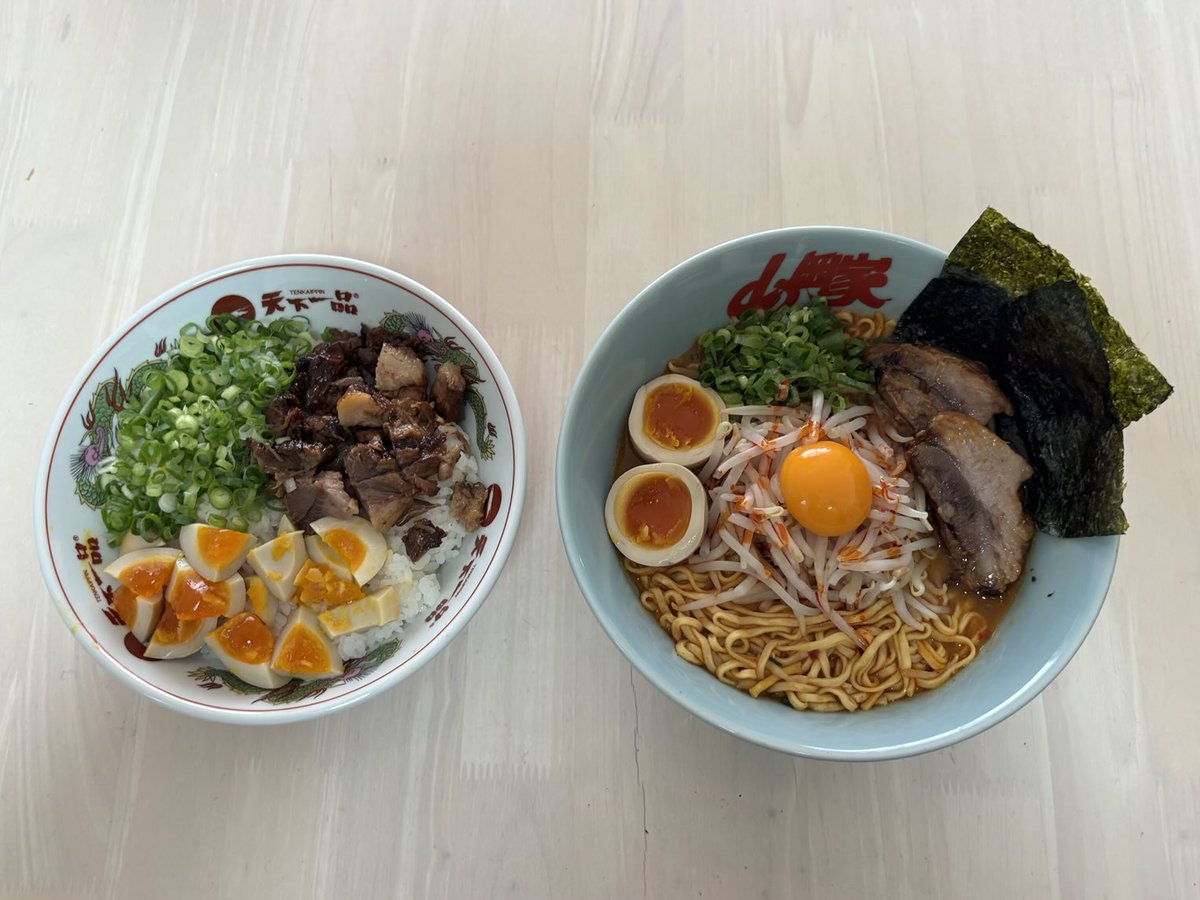 giga0618's tweet photo. カレーみそきん　蒙古タンメン中本北極ラーメン　業務用スーパーのやわらか煮豚めっちゃうま❗️ https://t.co/FlmKb8zWmB