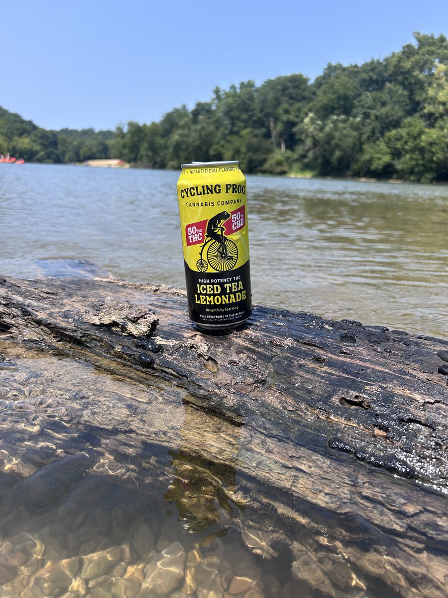 iColeJohnson's tweet photo. Off the river had and amazing time!! Shout out to @CyclingFrogCBD for keeping us lifted ๐ฅ๐ค๐๐ผ DEFINITELY gonna have to keep these in the fridge ๐คค๐๐ผ#HeadzSpace #CyclingFrog #StonerFam #Mmemberville https://t.co/HMDKagScYE