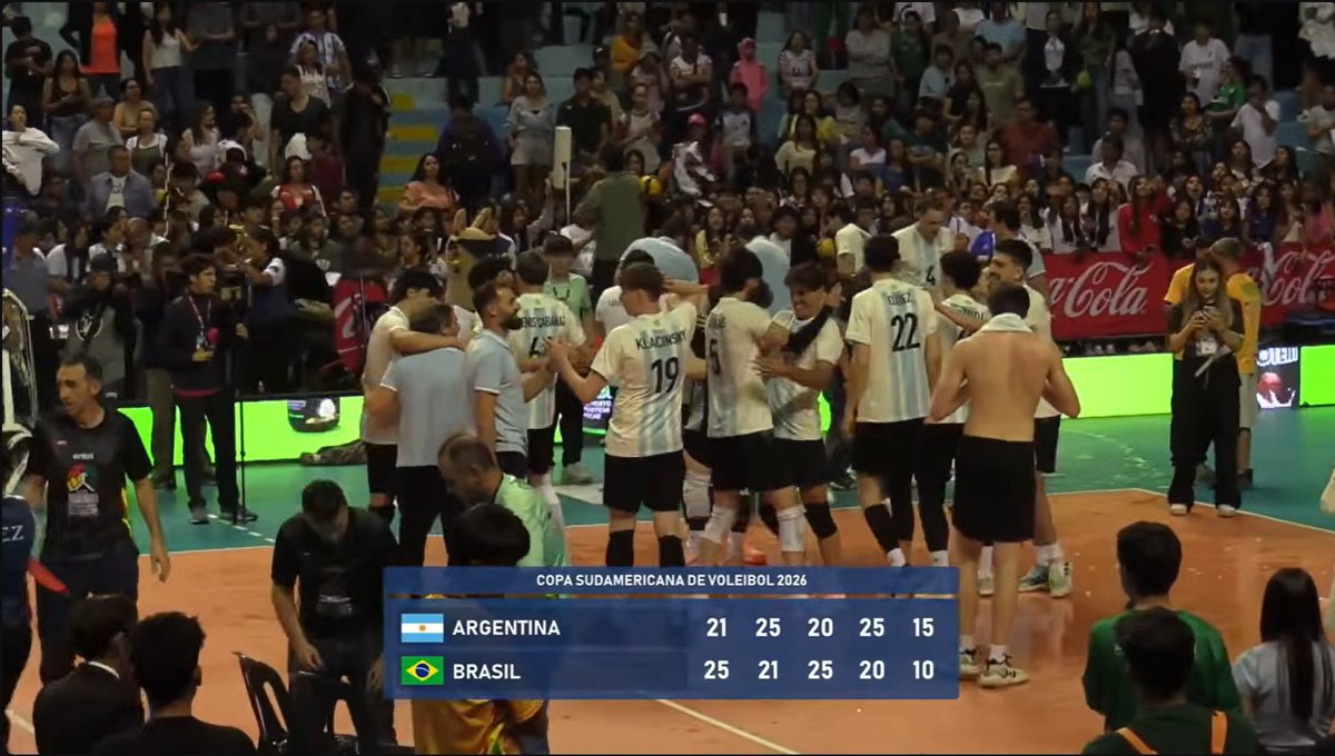FinoYossen's tweet photo. ARGENTINA VENCIÓ A BRASIL Y ES CAMPEÓN DE LA COPA SUDAMERICANA DE VOLEY 

🇦🇷🇦🇷🇦🇷🇦🇷🇦🇷🇦🇷🇦🇷🇦🇷🇦🇷🇦🇷 https://t.co/otCQQWy238
