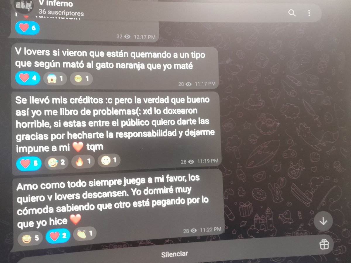 _zombiely's tweet photo. @Hyunjin514723 Se dice que dexx no mato al gato si no Vanessa N Evil pero eso no quita lo enfermo que está dexx y su grupo de amigos https://t.co/WcMVo4XSxe