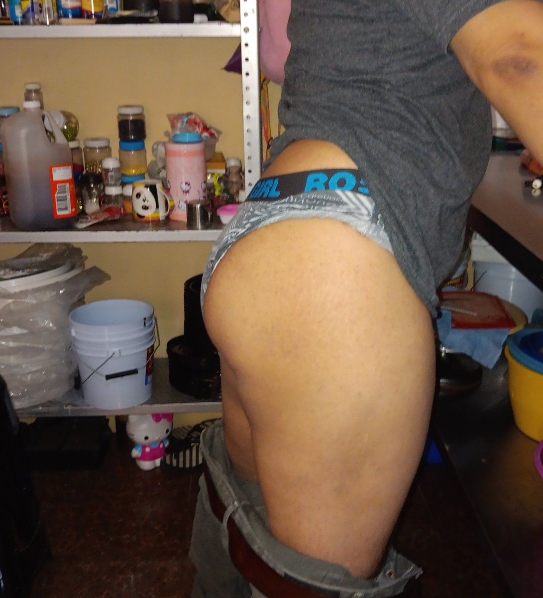 nosotrosMich's tweet photo. Holi!
Ahora yo les comparto a mi esposo 🤭🫣😏😏😏🥰

#bisexual
#heterocurioso 
#concalma 
#michoacan 
#Dildo 
#bbc
#anal https://t.co/KTHbWdSEFD