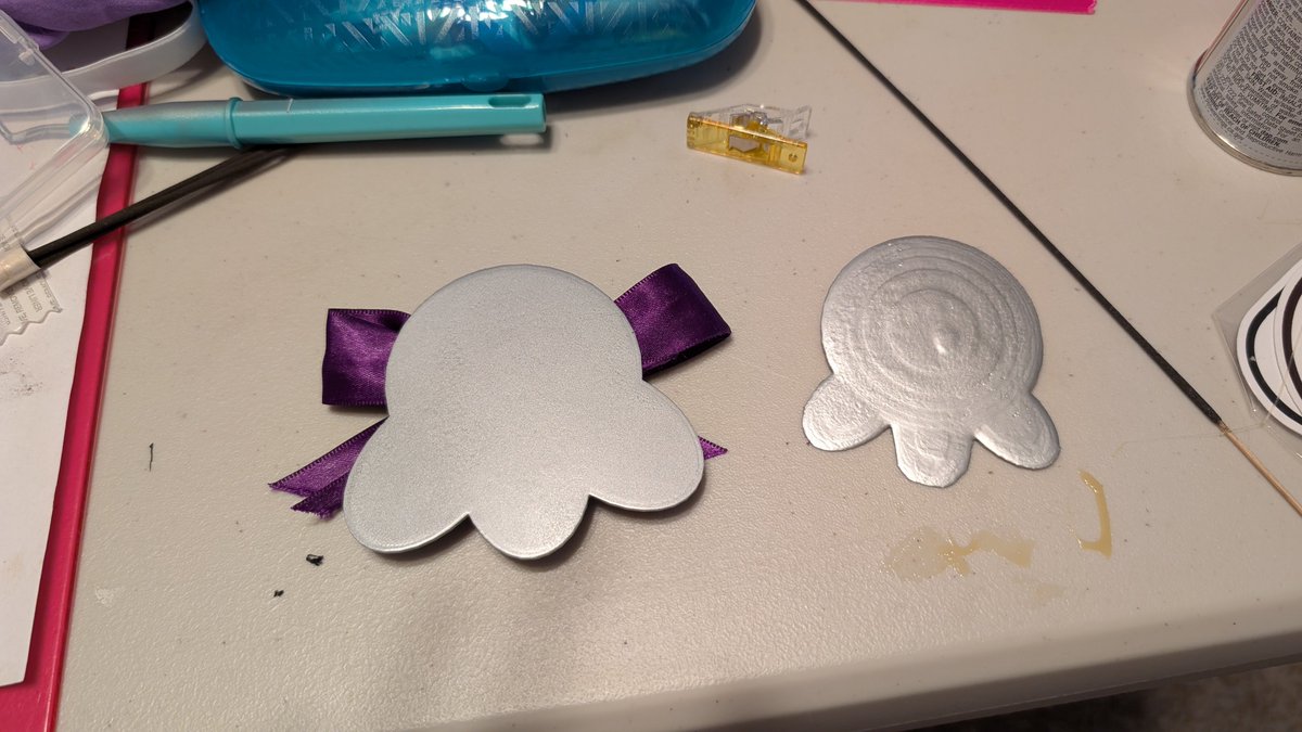 breadmancer's tweet photo. New and old Shondo bag emblems. Definitely better at 3d modeling and painting for sure https://t.co/IkPocSJFXF