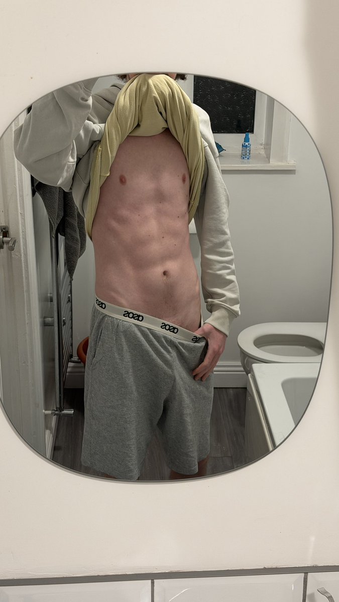 BigBritishLad's tweet photo. I’m just going to leave this here!! 
- 🌶️🔗➡️➡️
#gay #twink https://t.co/IOkapastiS