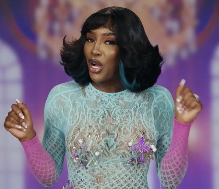 htxspace_'s tweet photo. Dolly is officially the queen of confessionals bab #BaddiesUSAChapterTwo #BaddiesUSA https://t.co/9pm02sPOGP