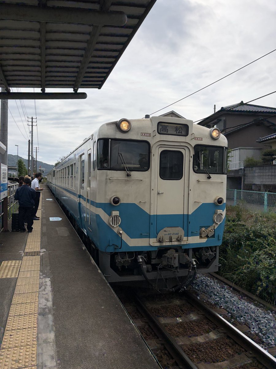 ef81141's tweet photo. 素晴らしい列車に乗車 https://t.co/LFuJ5vJnsq