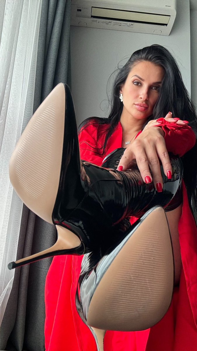 DogFor_Mistress's tweet photo. My Daily Morning Routine Is To Lick Goddess @yourGodDiana Majestic Boots Clean.

@ObeyGoddessLeta @VirginSlave_ @Femdompromot @femdomfan123 https://t.co/9JtS6dtqIp