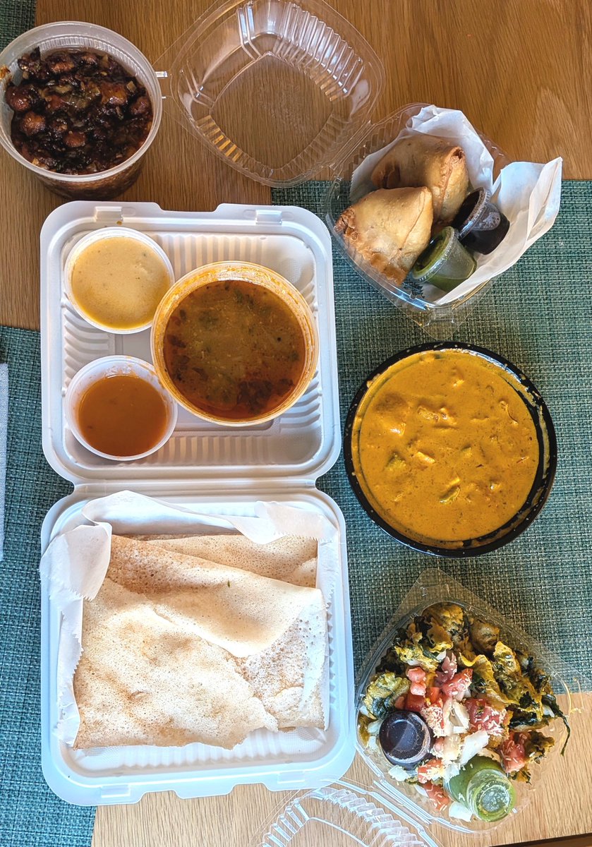 eat_dc's tweet photo. Not often enough I'm reminded how good VEGZ (2120 18th St NW) is.  Getting a dosa delivered is slightly ridiculous, but still delicious, with excellent sambar. Very friendly prices too. https://t.co/ChQJa1JNiR