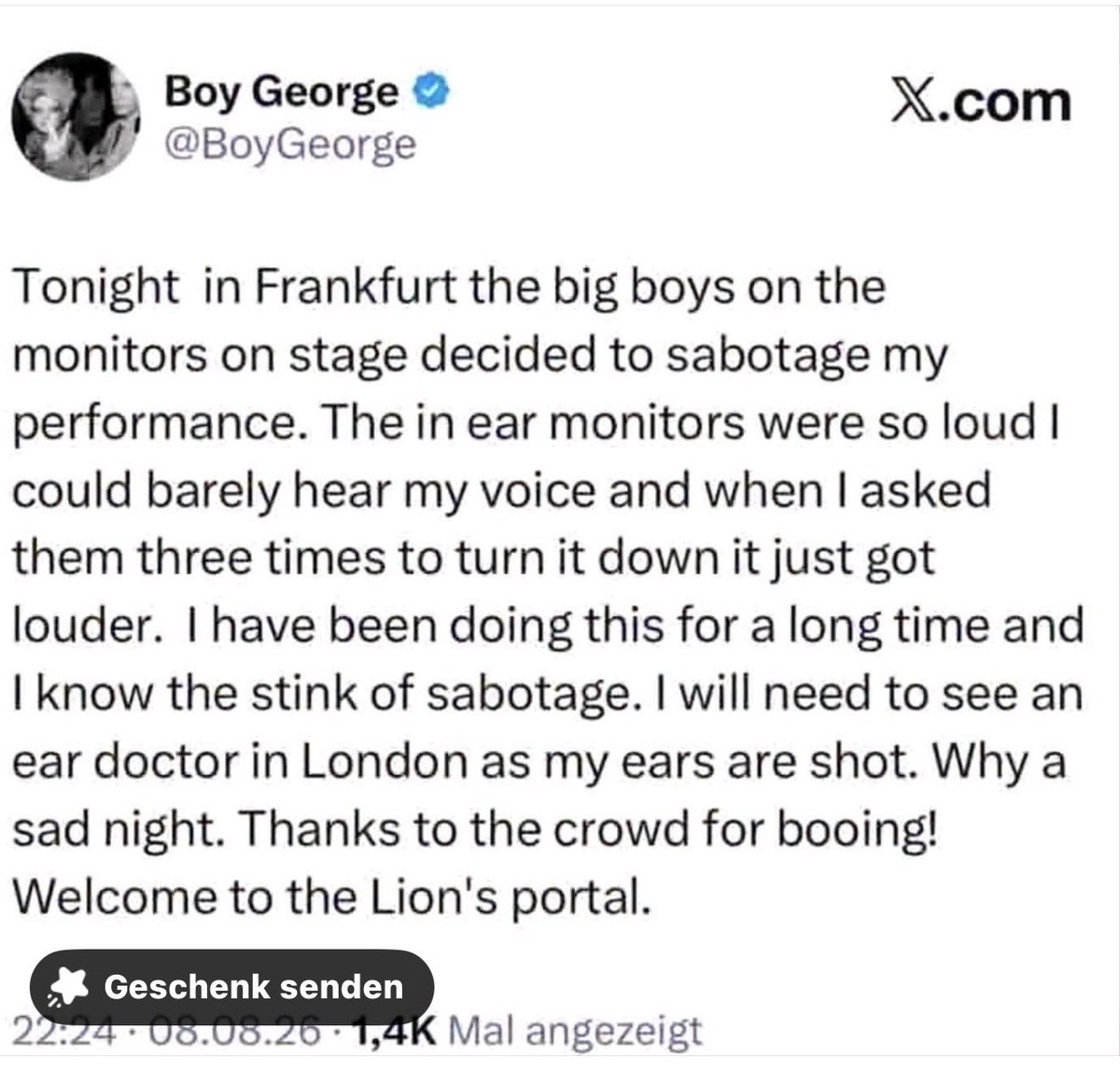 jutta_ditfurth's tweet photo. @BoyGeorge wurde in #Frankfurt, einer Stadt die sich für aufgeklärt, liberal und judenfreundlich hält und es allmählich nicht mehr ist, von Tontechnikern auf großer Bühne gequält. Offene Fragen: wer war der Veranstalter? Wer der am Abend Verantwortliche? Wer die Tontechniker? https://t.co/J82dVcvFsa