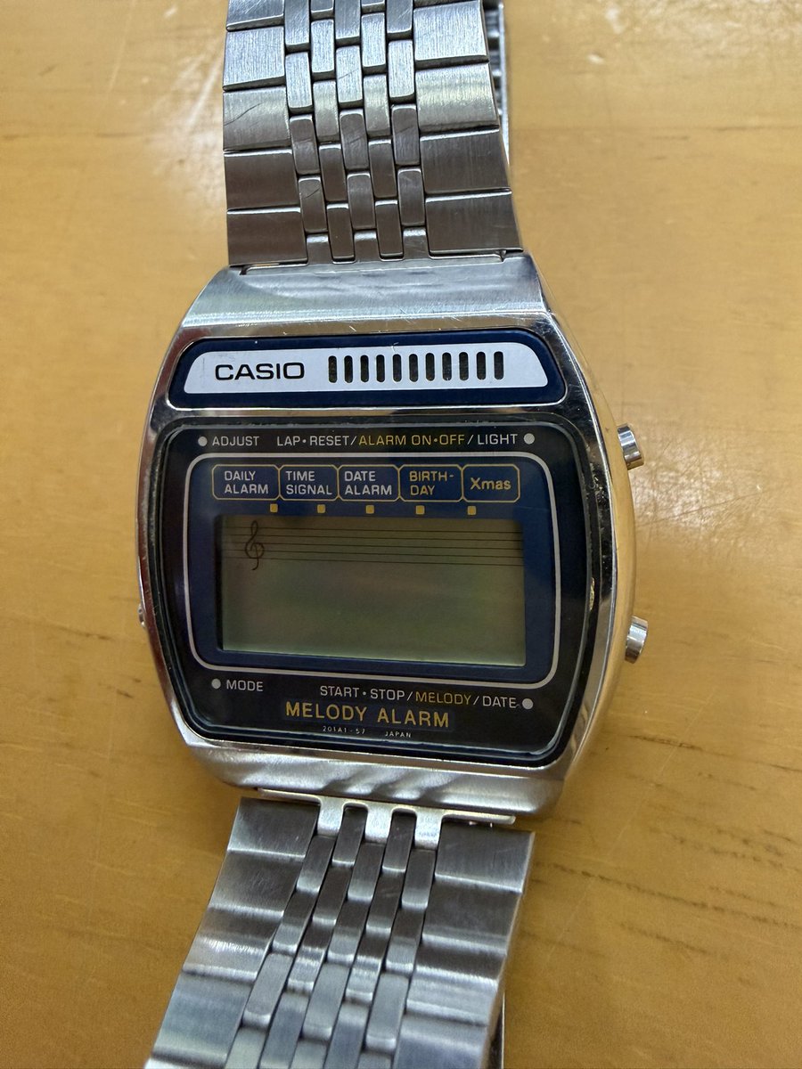 CASIO MELODY ALARM デジタル腕時計 本体 1980年代にカシオから発売されたヴィンテージデジタルウォッチ「CASIO