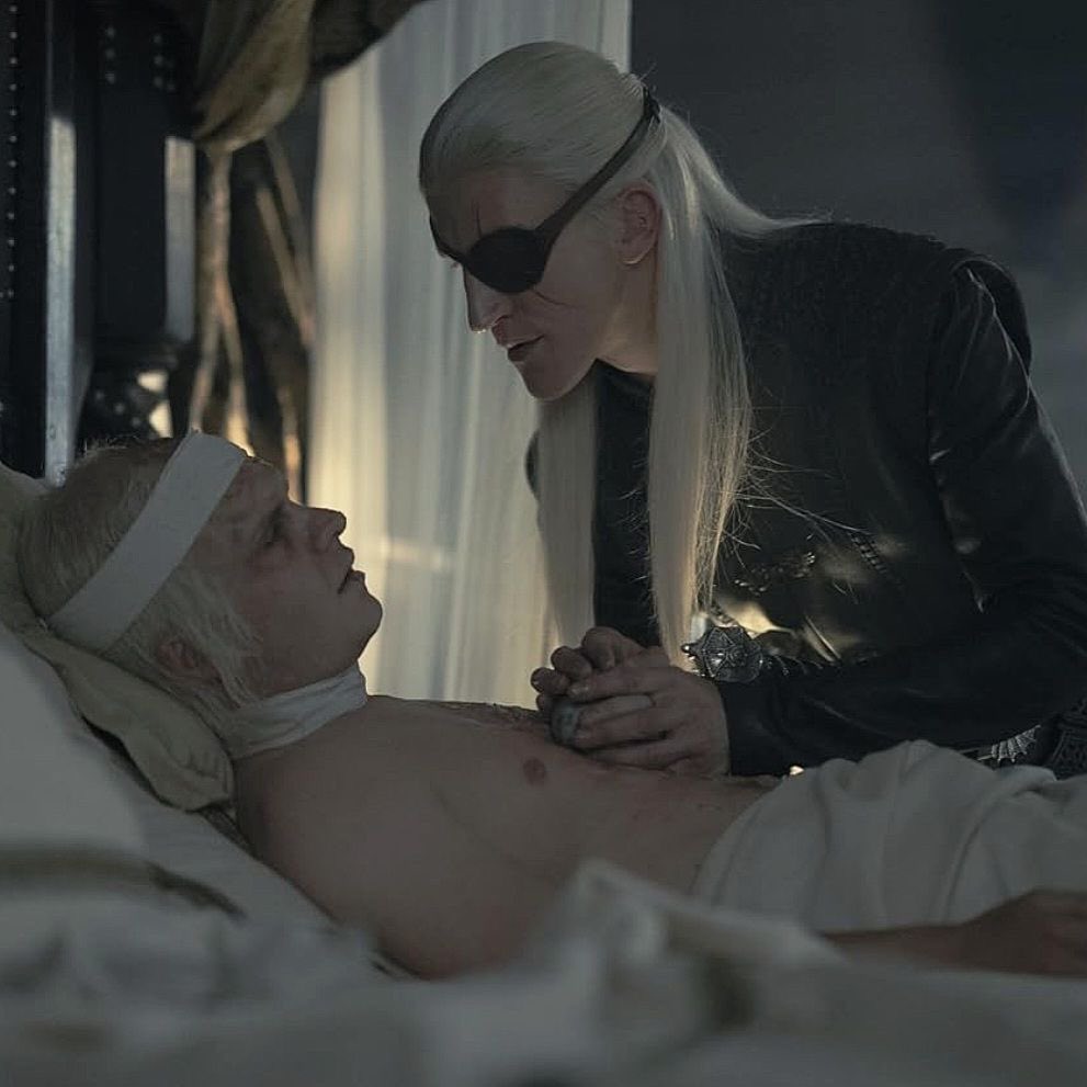 targaryenluvz's tweet photo. this is the doomed siblings universe and we’re living in it https://t.co/6dQDMeo3ik