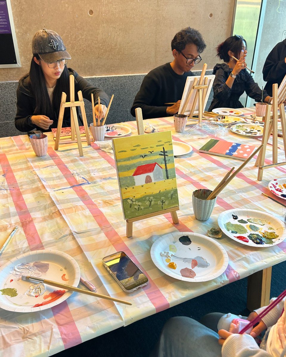 UQCollege's tweet photo. 🎨 Safe to say we have some hidden artistic talent at UQ College!

Our students took a break from their studies to get creative and catch up with friends at our painting session activity. 

Thanks to everyone who joined! Catch you at the next activity👀.

#uqcollege #uniofqld https://t.co/4xSF06jVra
