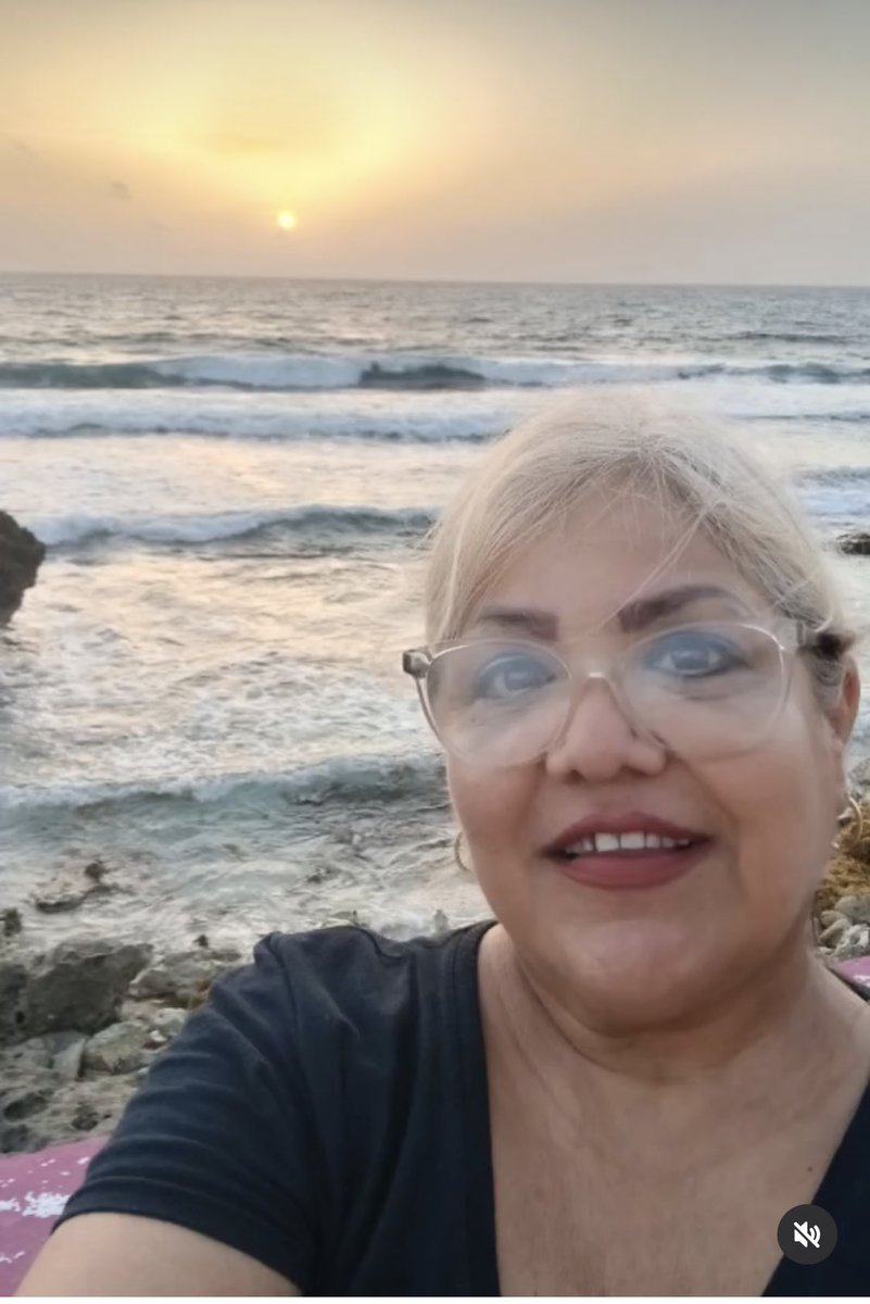 MoreRey25's tweet photo. @IleanaGarc4745 @parodiando2025 @Daeny_23 Y vos??? Que te queres hacer??? Vieja asquerosa https://t.co/8MmcYNlDBx