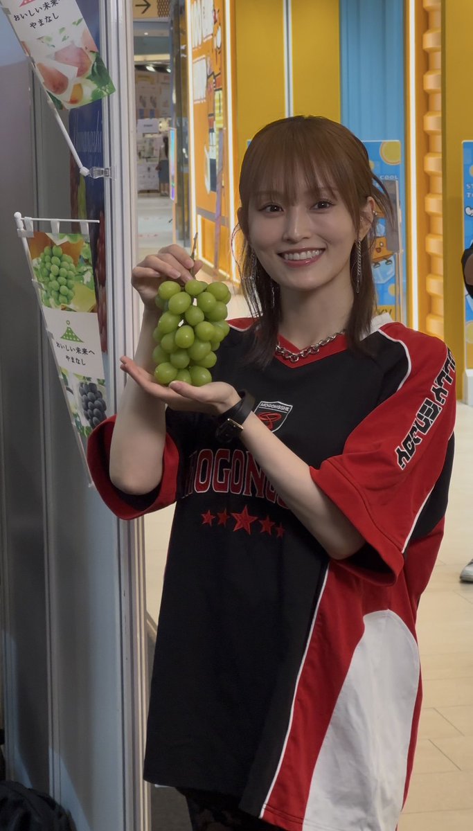 SH48arashi's tweet photo. So glad that I managed to attend Bon Odori 2026 in KL. 

I almost couldn’t attend it.

Didn’t have time to watch through all my recording but she is just freaking cute!~ 😊

#山本彩 https://t.co/p09vYPzz47