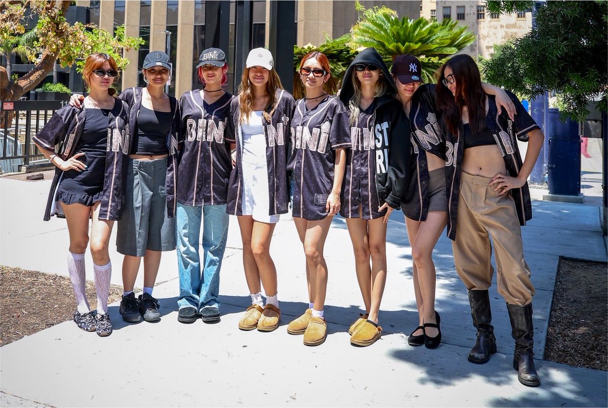 kayaiahlang_'s tweet photo. WOWWWWW! MAGKAKATABI ANG OG SHIPS 🥰

BINI SIGNALS HITS SAN DIEGO

#BINI_SIGNALS_SANDIEGO
#BINI_SIGNALS_WORLDTOUR_2026
#BINI https://t.co/Yr6lv1DCxc