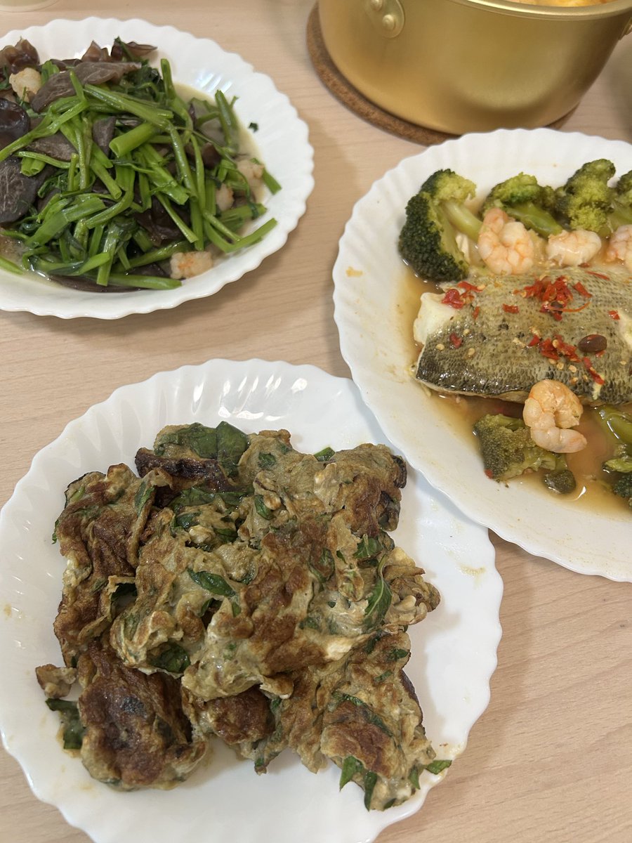 snow100200's tweet photo. 週六久違的做幾道料理
#咖喱雞
#檸檬魚 https://t.co/SOuxyIfuPN