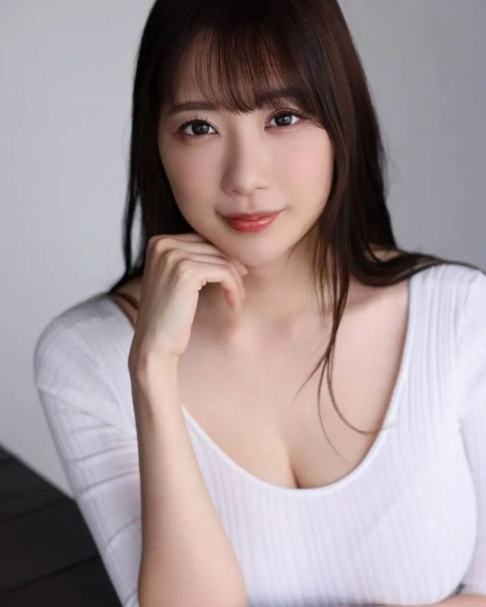gokkunu24g's tweet photo. 復活を望んでる女優さん
#安齋らら https://t.co/Bus3FUa74i