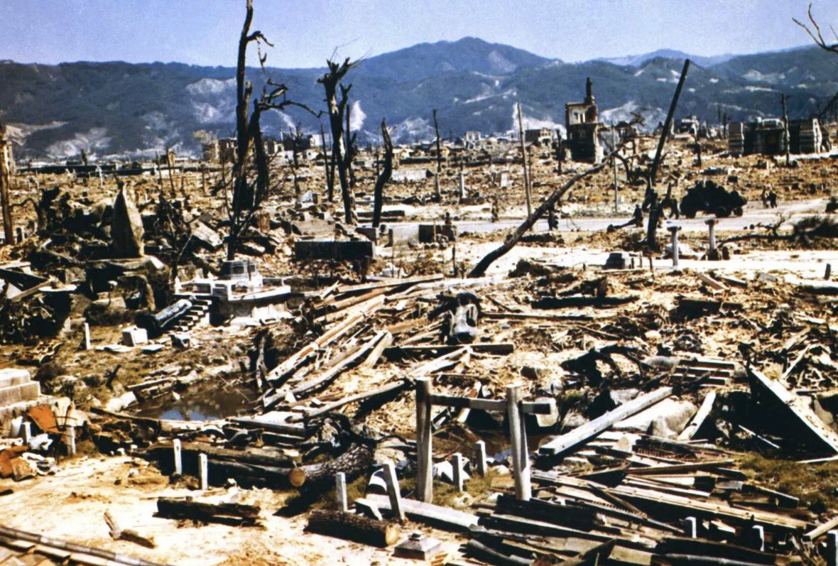majitaku45's tweet photo. @odougnascimento @AnaliseGeopol Brasilia y Sao Paulo depois do ataque nuclear https://t.co/ZxbowGDE3B