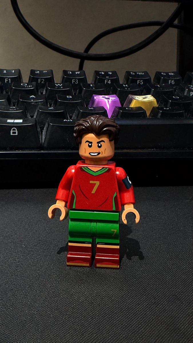 RiqueroFa's tweet photo. El bicho #CR7𓃵 #CristianoRonaldo https://t.co/nzvSXmkx6n