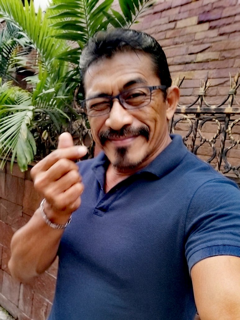 SyazwanMeorx's tweet photo. Pak cik masuk kerja dulu....hihi https://t.co/SZpN96shc2