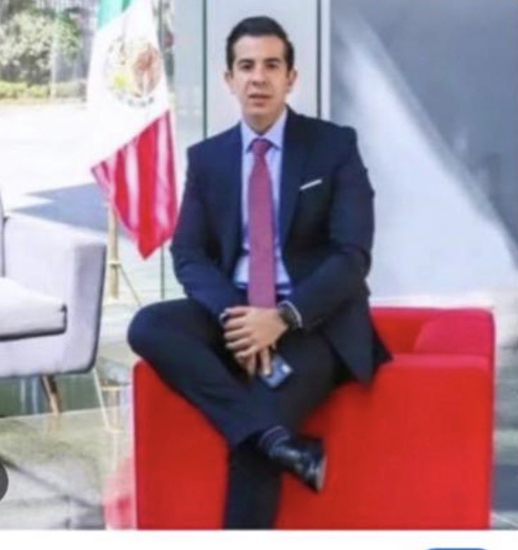 pedroferriz3's tweet photo. Este se llama Carlos Compean, sobrino de @adan_augusto el segundo más importante de la plaza de los Z’s cuando Andres Manuel López Obrador era presidente de México

Estuvo preso, pero alguien lo sacó 

#AMLO HIZO DE TABASCO, UN NIDO DE VÍBORAS

Los jefes de la mafia, de los carteles, del robo de combustible, del narcotráfico y del sicariato