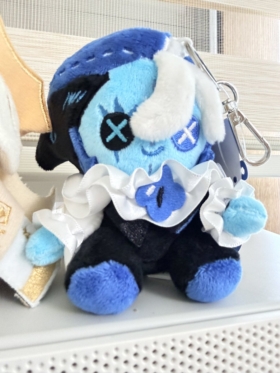 GclefNa's tweet photo. Stay safe & Stay Cool on the AC❄
with the Cookie Plushies that saved(destroyed) the @CRKingdomEN 

Another PureVanilla added to the list.
@cookierunstore ‘s newest addition
Trio! 

#cookierun #cookierunstore #purevanillacookie #cookierunkingdom #ad #PureVanillaCookie #ShadowMilkCookie
#쿠키런스토어 #쿠키런