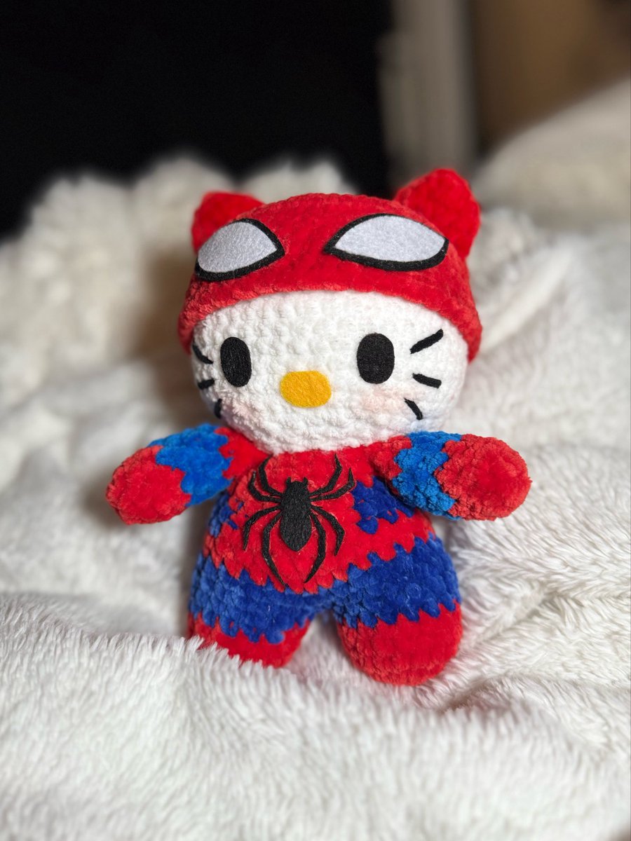 NinzNeens's tweet photo. Hello Kitty X #Spiderman https://t.co/xKCpb2hHaX
