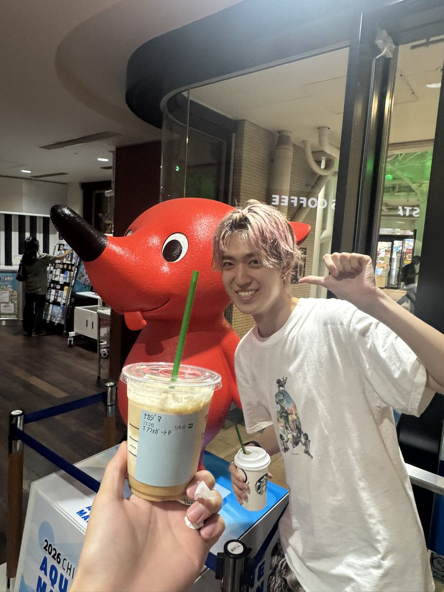 shin5_kawasaki's tweet photo. 昨日のドイツ村でのライブありがとうございました！！
大好きな地での凄まじい水遊び楽しかった笑

帰りの海ほたるの写真🫧 https://t.co/Ciw0bAFryN