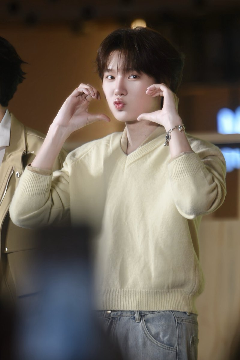 qtxzyfbd's tweet photo. Good morning🌞. May luck and joy always follow Namping wherever he goes.🥰🥰
#กล่องกำลังใจให้น้ำปิง 
#nampingster | #น้ำปิงนภัสกร
#HappyNampingDay
@nampingnapat https://t.co/AGB1sb7Jgd
