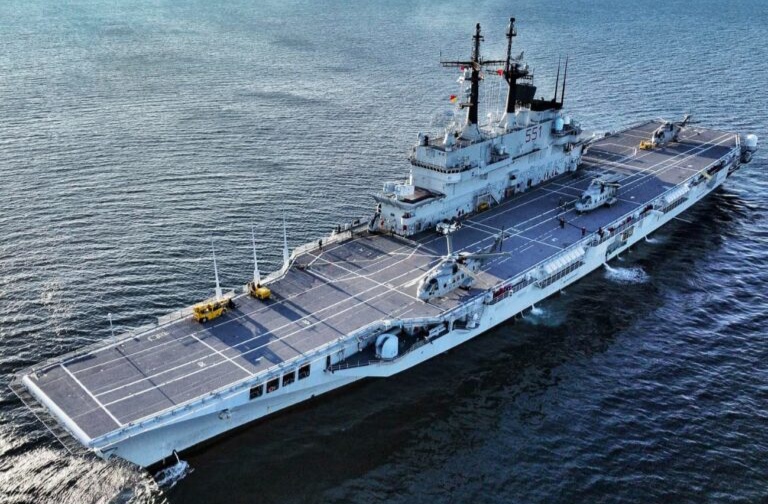 AIRNews_Chennai's tweet photo. Indonesia’s aircraft carrier acquisition under watch! 

Indonesia is acquiring the light aircraft carrier Giuseppe Garibaldi from Italy, to be stationed near the Sunda Strait (~850 nautical miles from Great Nicobar). While bilateral ties remain strong, India’s defence establishment is closely monitoring developments in the region.

#Indonesia #IndianOcean #NavalDefence #AndamanAndNicobar #Geopolitics #AIRNews @IndianNavy @MEAIndia @MIB_India