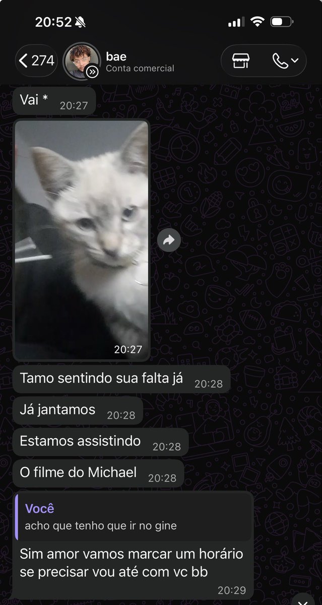 astarmix's tweet photo. estamos assistindo Michael e estamos com saudades https://t.co/sD1O9vtHeP