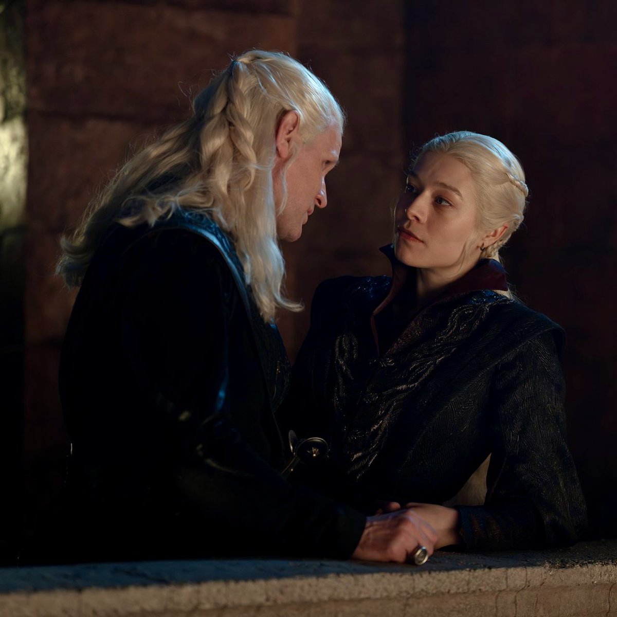 daemyrathinker's tweet photo. As season 3 draws to a close, I would like to thank Emma D’Arcy and Matt Smith for their immaculate work portraying Rhaenyra and Daemon! House of the Dragon would be nothing without them and I look forward to see what they bring to the table for season 4! https://t.co/w8cezdUttO