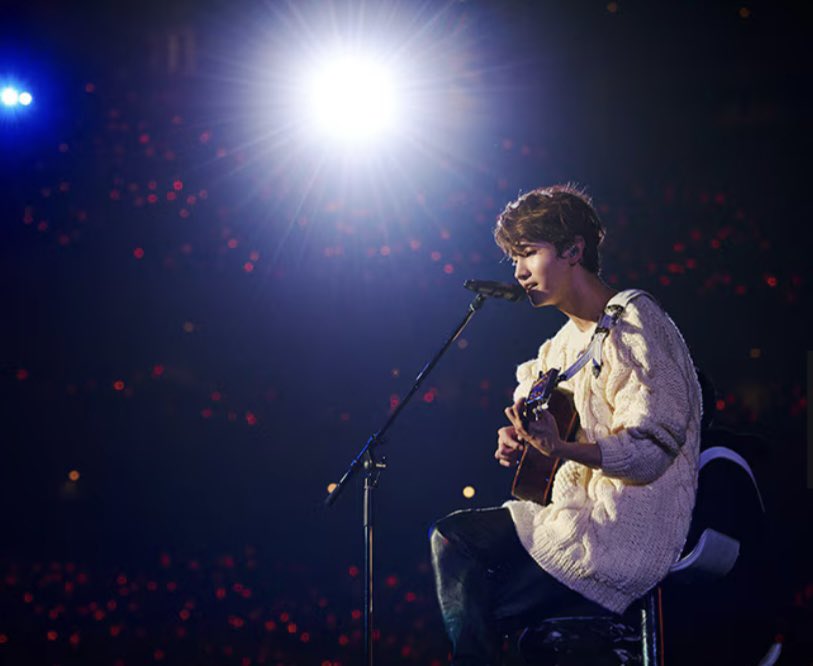 Happy_Kbambi's tweet photo. TOMORROW에서 창민이가 “어제의 우리에게 내일이었던 오늘이 이렇게 멋지고 행복할 줄은 몰랐다. 모든 게 여러분 덕분인 것 같다”라고 말했는데,창민이가 앞으로도 가수로 노래해 준다면, 나의 앞으로의 날들도 분명 행복할 것 같아. https://t.co/h1XTn7yGqQ