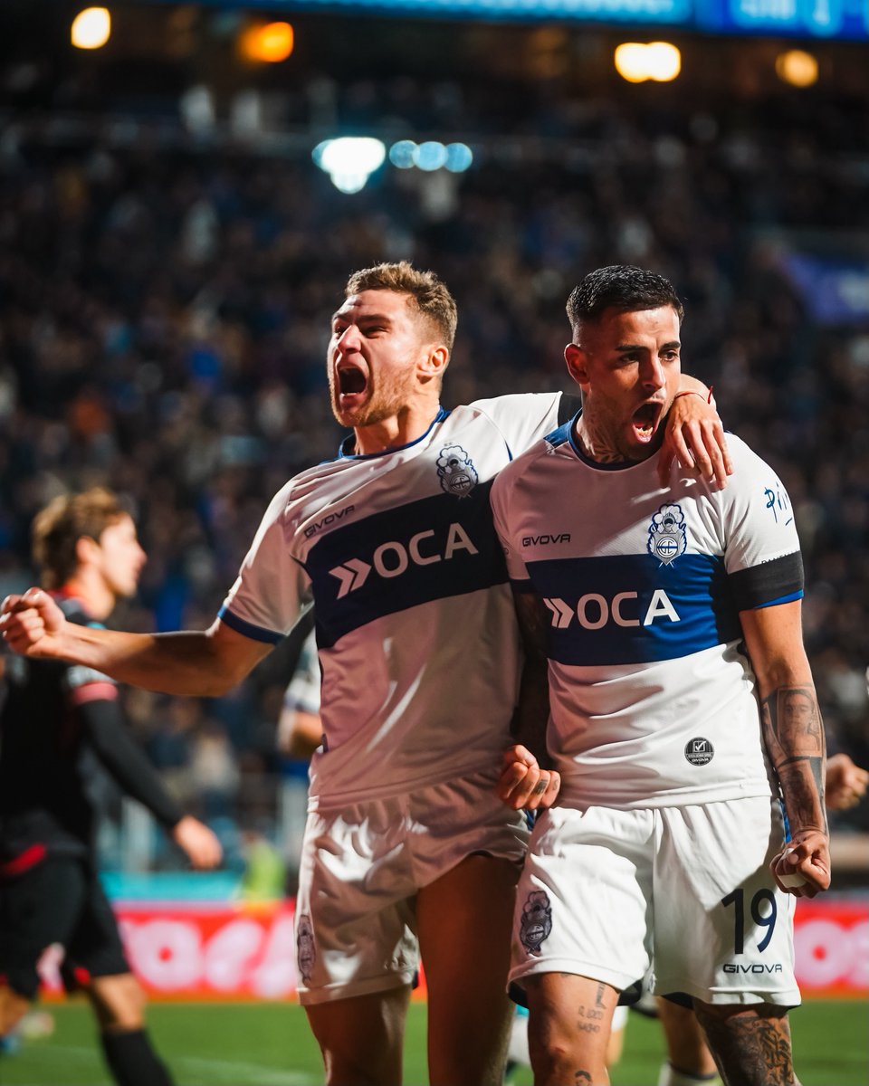 BarbettiJulian's tweet photo. #CGE #GELP Gimnasia ganó bien, sigue en zona de clasificación a copas y da garantías. El equipo está en alza con un gran sentido colectivo. Nacho Fernández es la manija todos los partidos, Miramón recuperó su nivel y el doble 9 se acopló de gran manera. https://t.co/L1mOV00LFS