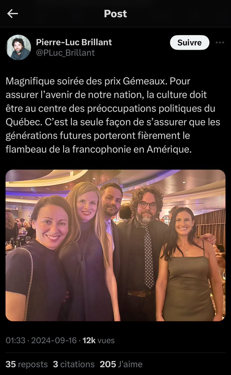 OxlongMike1's tweet photo. @andrearthurciel @PaulPlamondon @PLuc_Brillant Un homme à l’aise de poser sa main sur l’épaule d’une femme https://t.co/GYfapOp213