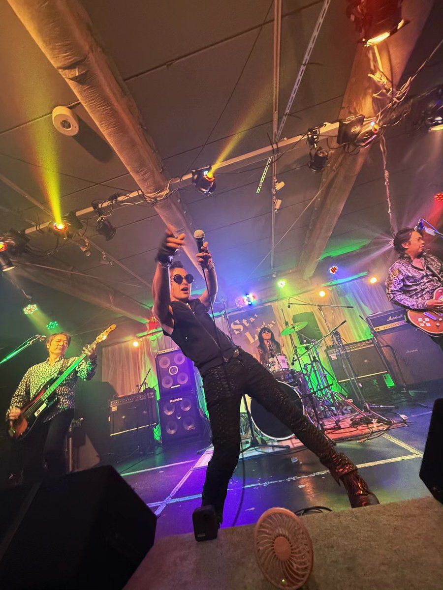 928_sapporo's tweet photo. 2026.8.9⁡ Star Light⁡
⁡波之家フェス⁡
⁡ご来場頂いた皆様ありがとうございました！⁡
夏真っ盛りなアツアツの会場で肌の塩加減もバッチリでしたね👌💦⁡⁡
妖精さん達にもたっぷり胸を刺激されました🧚‍♀️🧚🏻
⁡来年は野外のお話もありましたが実現すれば正にフェス！大いに期待しましょう！⁡⁡ https://t.co/aN0f1yjgE9