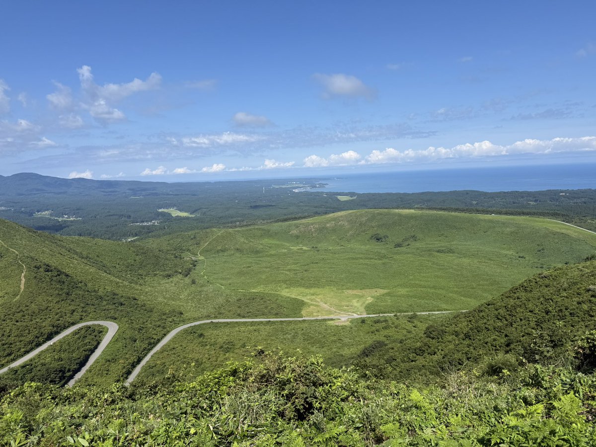 ysk_R7's tweet photo. 世界三景寒風山inなまはげ👹県 https://t.co/6ObGlIONyv