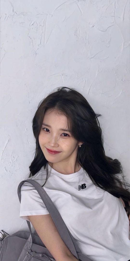 framesJIEUN's tweet photo. Good morning guys! Happy monday ya 🙌🏻☺️ https://t.co/CzOEjzLhgP