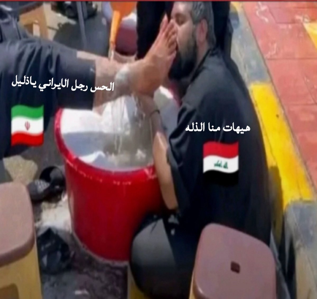 Trump11220's tweet photo. @mustafa1albadri @FreedomFrontie كيف استطاع خامنئي المجوسي جعل العراقين الشيعه الكاوليه يقبلون اقدام الايرانين ويذلهم اخر اذلال بعد حرب صدام ٨ سنوات ضد ايران https://t.co/2563AWpVlR
