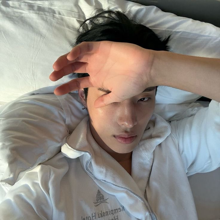 keehow_'s tweet photo. good morning baddies https://t.co/nJH61SOAQK