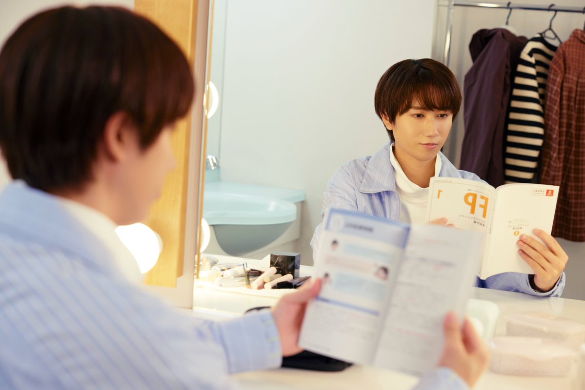 ucan_manabi's tweet photo. ／
合格おめでとうございます！
＼

2025年にユーキャンのFP講座を
ご受講いただいた阿部亮平さん。

そして今回、2級FP技能検定に見事合格🎉

合格を記念して、
当時の貴重なカットをお見せします。 https://t.co/SNtXwbmjgz