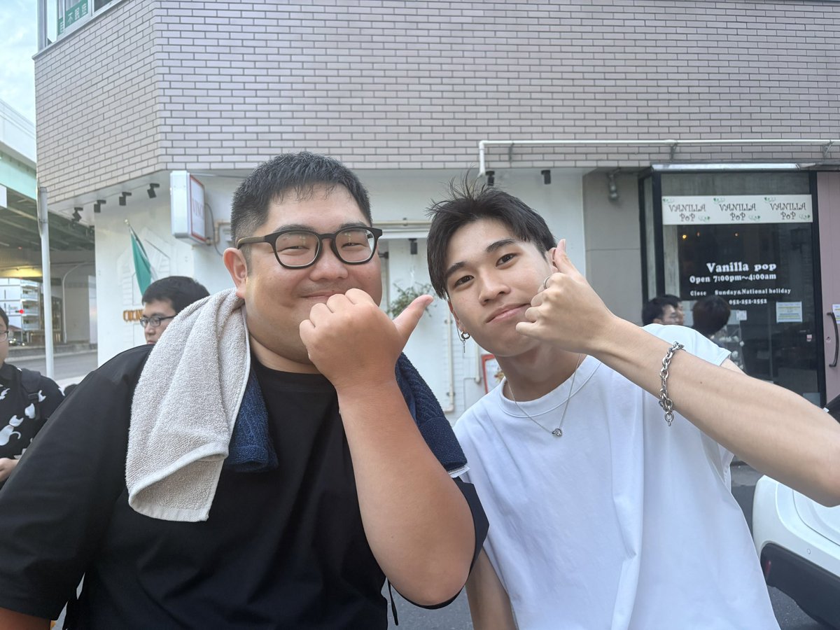 Kou_LU30_33's tweet photo. BOOBOOコンテスト細枠で優勝させていただきました！嬉しかったです！☺️

太枠の優勝者が知り合いでビビる笑
もう1回って言われて焦ってるうち https://t.co/mf8yNbg2xA