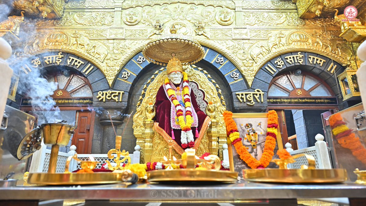 SSSTShirdi's tweet photo. *!! ॐ साई राम !!*
*श्री साईबाबा संस्थान विश्वस्त व्यवस्था,शिर्डी*
*!! ॐ Sai Ram !!*
*Shri Saibaba Sansthan Trust, Shirdi*
≈≈≈≈≈≈≈≈≈≈≈≈≈≈≈≈≈
*आरती :- माध्यान्ह आरती*
*सोमवार १० ऑगस्ट २०२६*
*Aarti :Madhyan Aarti*
*Monday 10 August 2026* https://t.co/7El74lDR8W