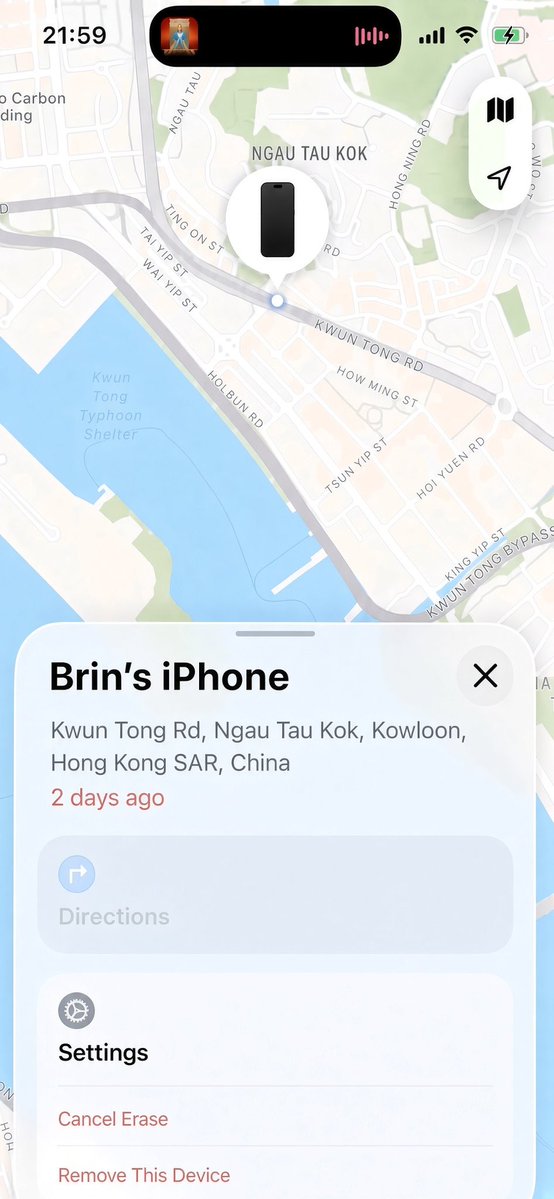 _brinxinx's tweet photo. Over a year ago I had my iPhone stolen on the train and it quickly ended up in China. It’s usually offline but once every month or so, they’ll turn it on to see if I’ve removed the activation lock yet so i got this text last night. 

What should i do? https://t.co/YKqrBfztGI