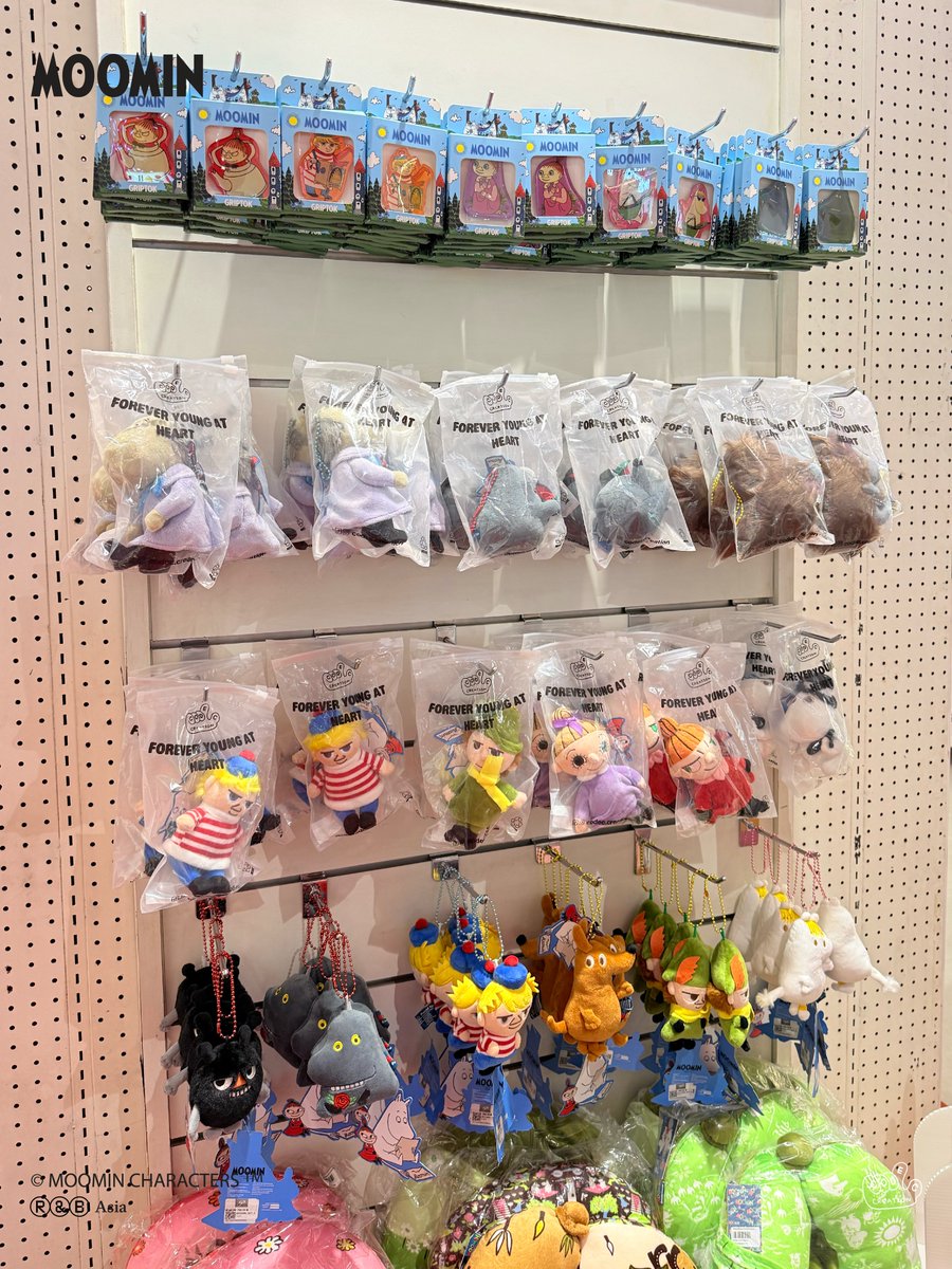 CodecCreation's tweet photo. 🏠Moomin Pop-Up at Siam Paragon 👀🔎⭐️
81 ปีแล้ว แต่ความคิ้วท์ยังเกินต้านนน 🥹💙
ใครเป็นมัมหมีมูมิน ห้ามพลาดนะ! 🫶🏻
วันนี้วันสุดท้ายแล้วว รีบมาเก็บความน่ารักก่อนน้อง ๆ กลับบ้าน 🏃🏻💨🍃
📍 BeTrend, Siam Paragon 3 FL. 

#moomin #codeccreation https://t.co/9sDzFLkTsr