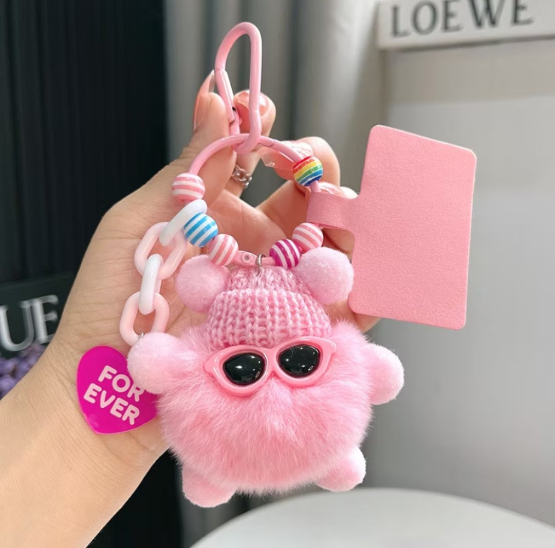 saysamoy's tweet photo. Sumpah ini mini pouch Sanrio tergemes! Bentuknya yang bulat buntal (pukuma) makin lucu pas ditarok AirPods di dalemnya 😭 Mumpung restock di Rakuten, mending langsung checkout sebelum sold out lagi! ✨🎀 https://t.co/oKmyk5Wnh9