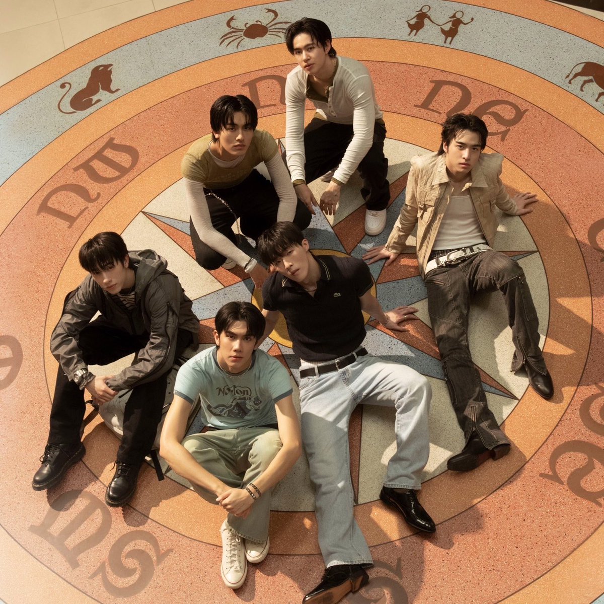 tpopchartss's tweet photo. เพลง Tpop บอยกรุ๊ปที่มียอดสตรีมสูงที่สุดบน Spotify ในปี 2026 (August 10)

1. #PROXIEth - ขี้แง (6.4M)
2. #BUSbecauseofyouishine - ดีใจที่ไม่มีเธอ (5.2M)
3. #LYKN - โลเล โยเย โมเม (4.6M)
4. #BUSbecauseofyouishine - รักมักยาก (4.44M)
5. #PROXIEth - จีบไม่จบ (4.42M)
6. #BUSbecauseofyouishine - So Blue (2.9M)
7. #LYKN - ถ้าเกิด (2.2M) 
8. #JASPER - Love Scene (1.88M)
9. #BUSbecauseofyouishine - คับเฮีย (1.84M)
10. #CLO_VER - Bad Boy No 'DO' (1.5M)