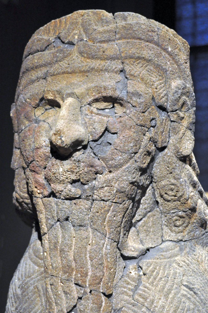 SyriaHistoryLab's tweet photo. New this week: the Eastern Scorpion-Bird Man from Tell Halaf, Syria—a monumental basalt sculpture dated to the 10th–9th century BCE, held in Berlin. TH B 0010. #SyriaHistory #TellHalaf #SyrianHeritage #Archaeology #BerlinMuseums https://t.co/9nLjdWg10R