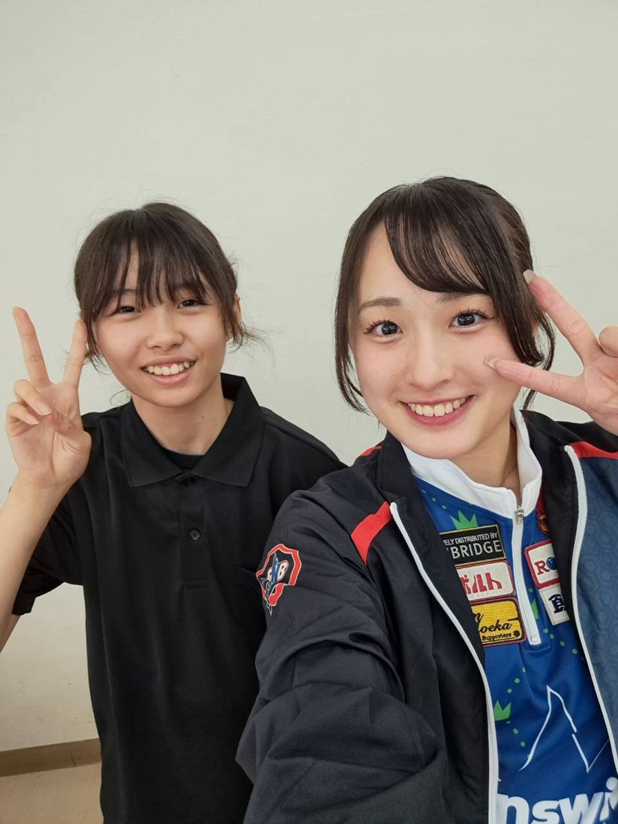 aiyaus's tweet photo. グランドボウルカップ
2週連続の愛知県
いろんなプロの投球が見れて沢山勉強できた
畑さん時間無いのにありがとうございました
 #グランドボウルカップ https://t.co/v5gksYk2I8