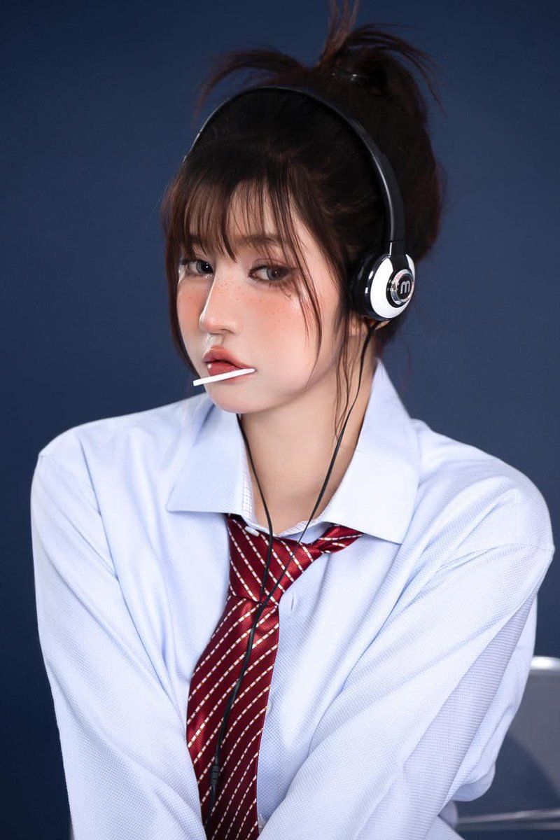 fannytroestch's tweet photo. Cryptocurrencies are fueling the economy of the metaverse, creating new opportunities in virtual reality. https://t.co/umuP8mTVS2