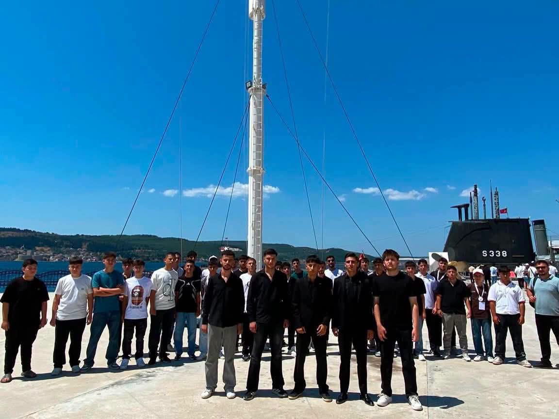 Ulku_Ocaklari's tweet photo. 📍 Malatya 

Ülkü Ocakları Malatya İl Başkanlığı tarafından, İsmail Gaspıralı Yaz Gelişim Programı kapsamında Çanakkale ve Çanakkale Şehitliği gezisi gerçekleştirildi. https://t.co/JY6uUVWt8x